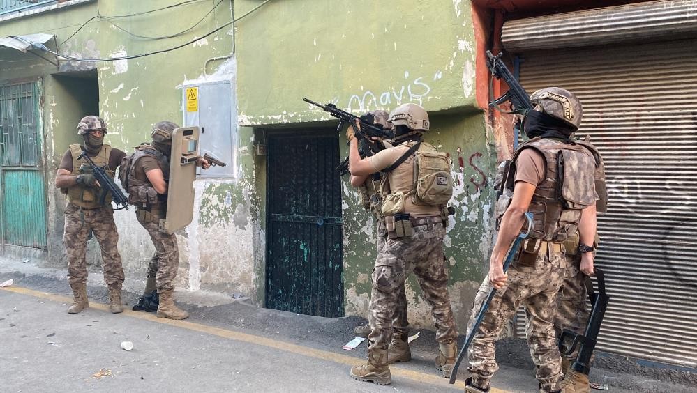 Mersin’de DEAŞ Operasyonunda 3 Kişi Tutuklandı