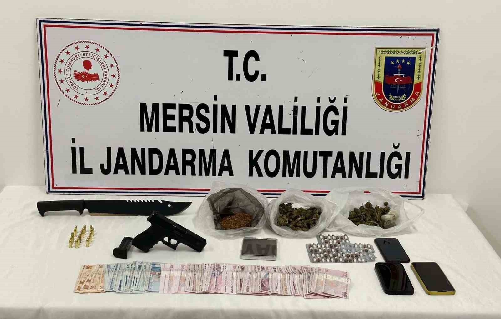 Mersin’de uyuşturucu operasyonu, 2 kişi tutuklandı