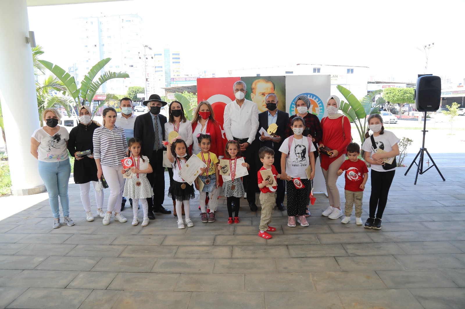 Tepeköy İlkokulu öğrencileri, ulusal resim yarışmasında Türkiye şampiyonu oldu